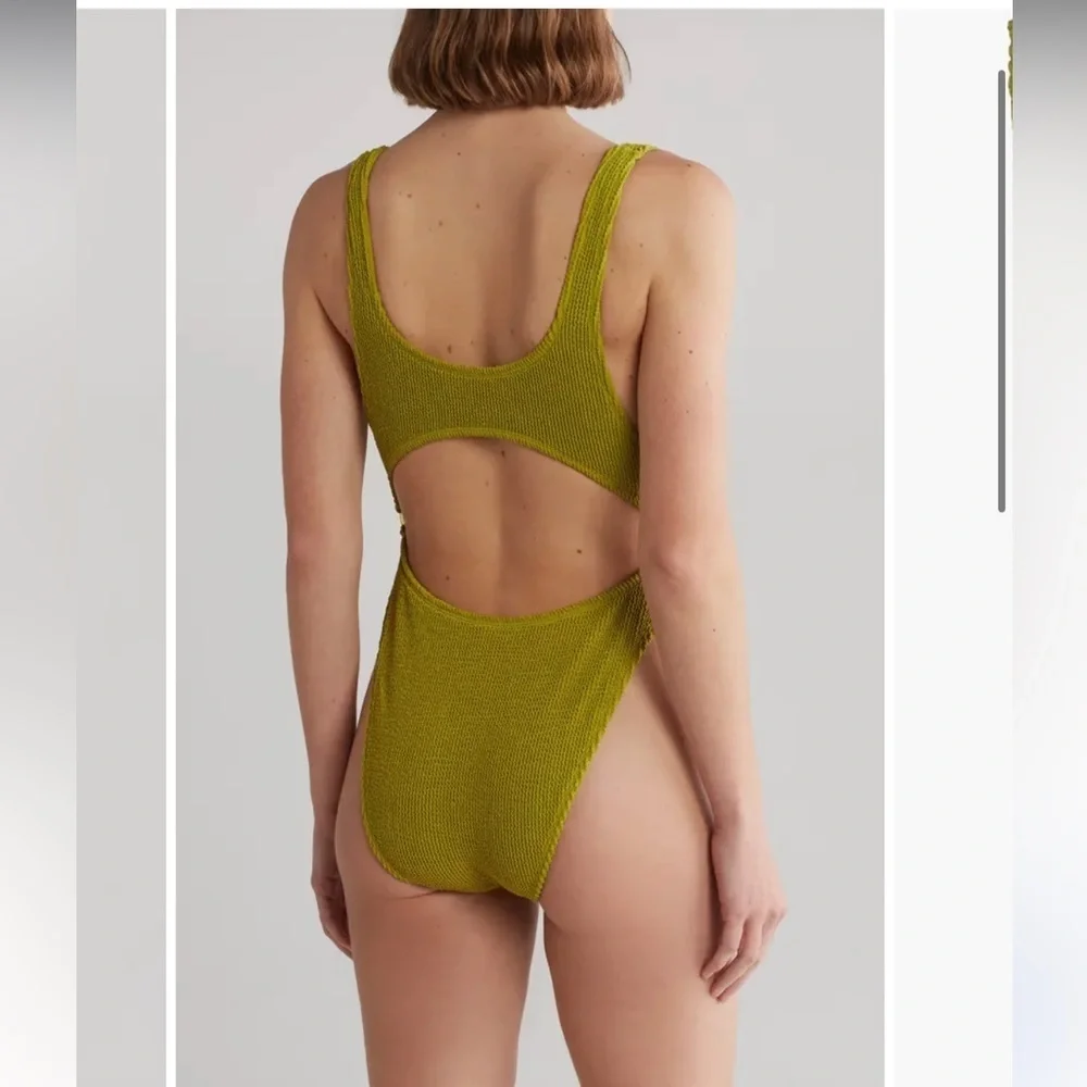 Good American Always Fits Cutout One-Piece Swimsuit size 3/4